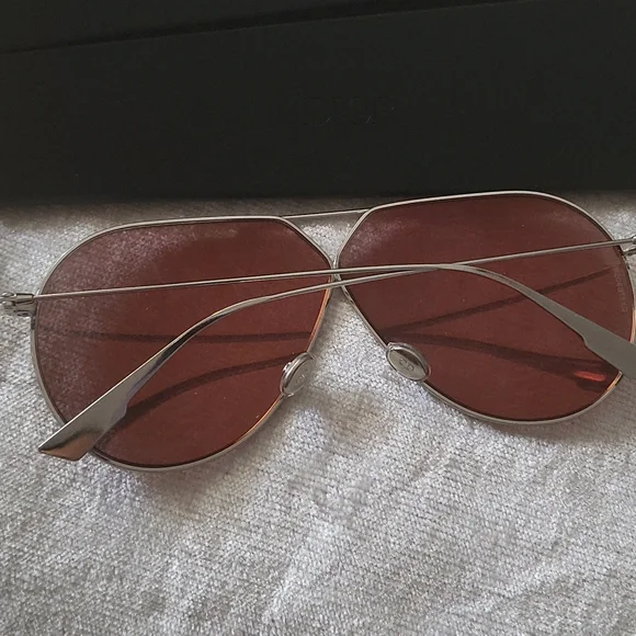 Christian Dior Sunglasses - Picture 3 of 7